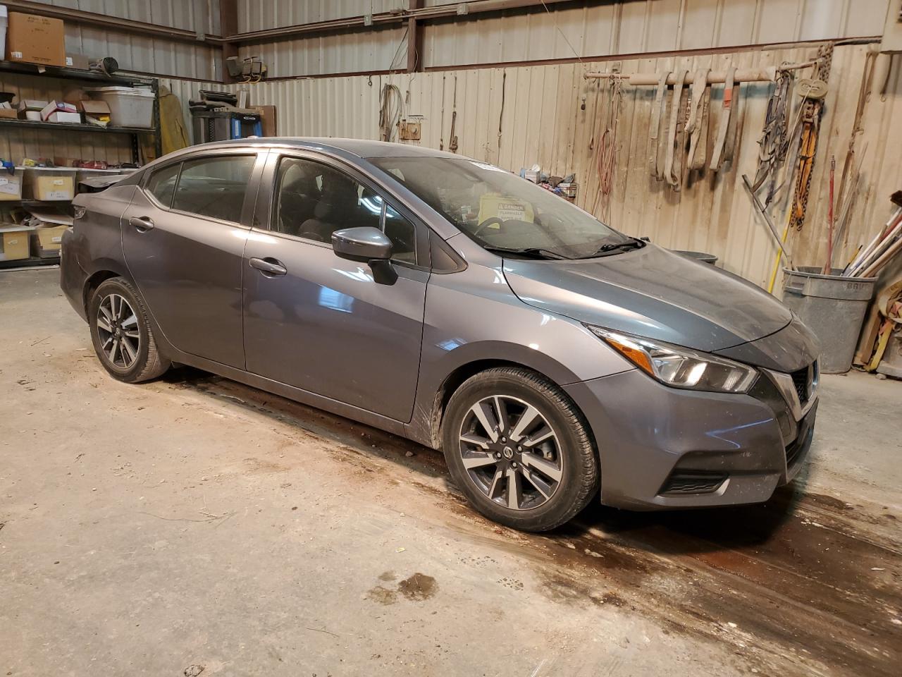2021 Nissan Versa - Image 4