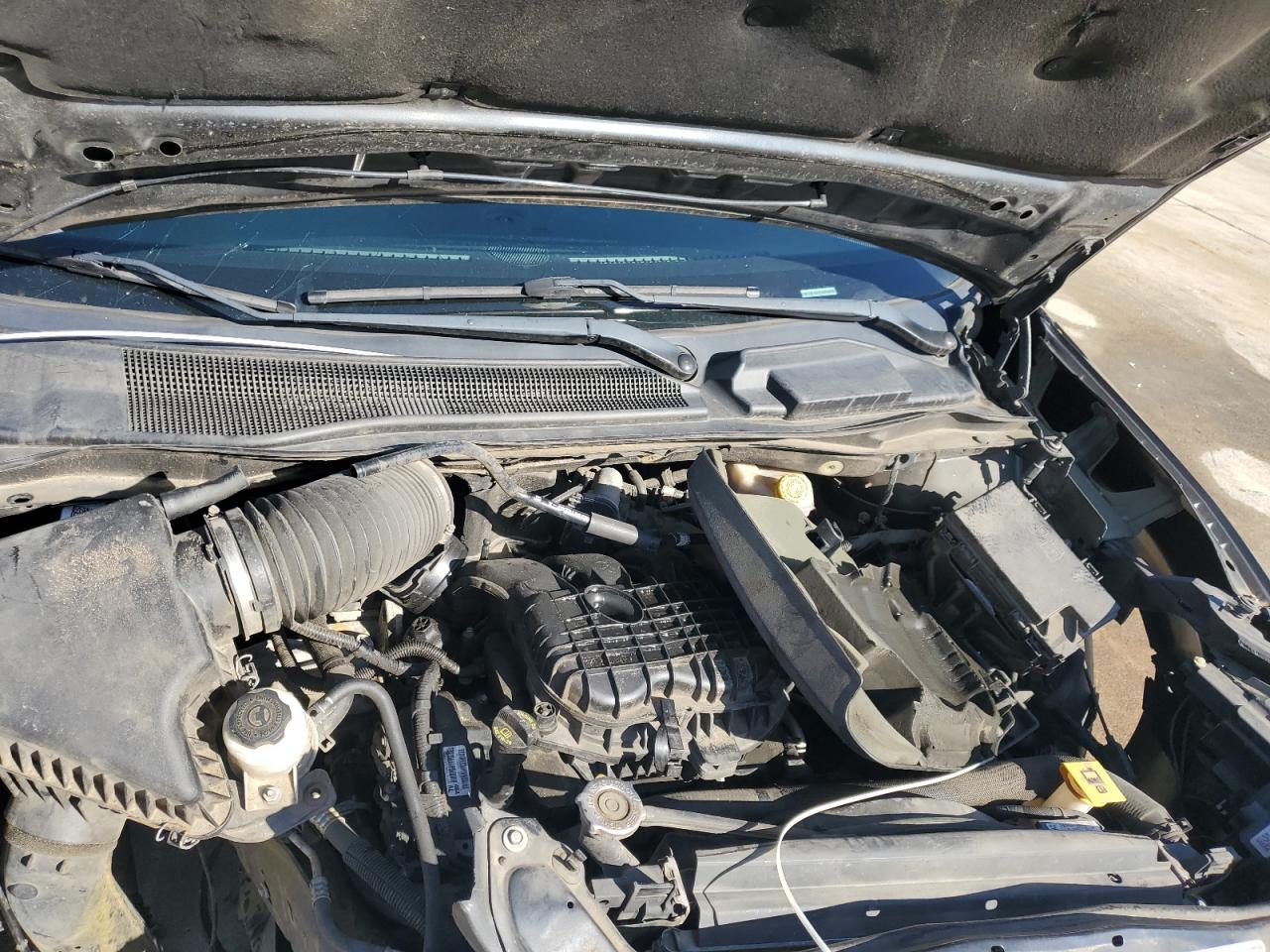 2019 Dodge Caravan - Image 12