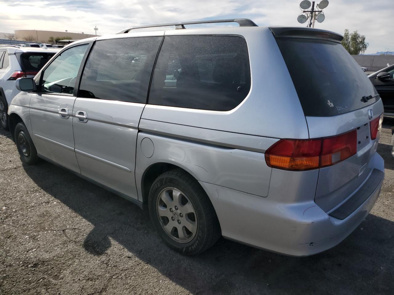 2003 Honda Odyssey - Image 2