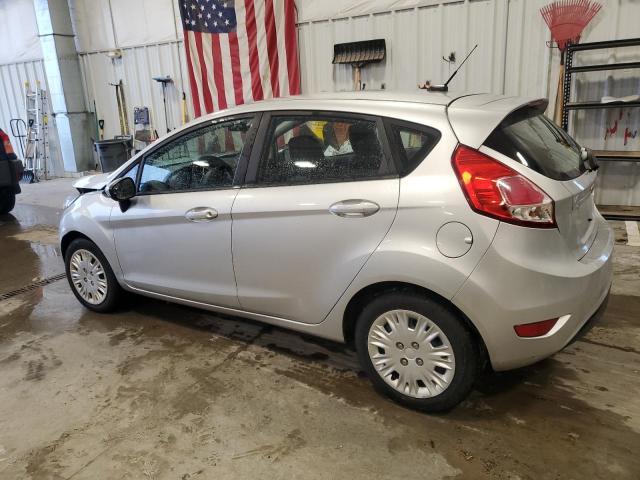  FORD FIESTA 2015 Srebrny