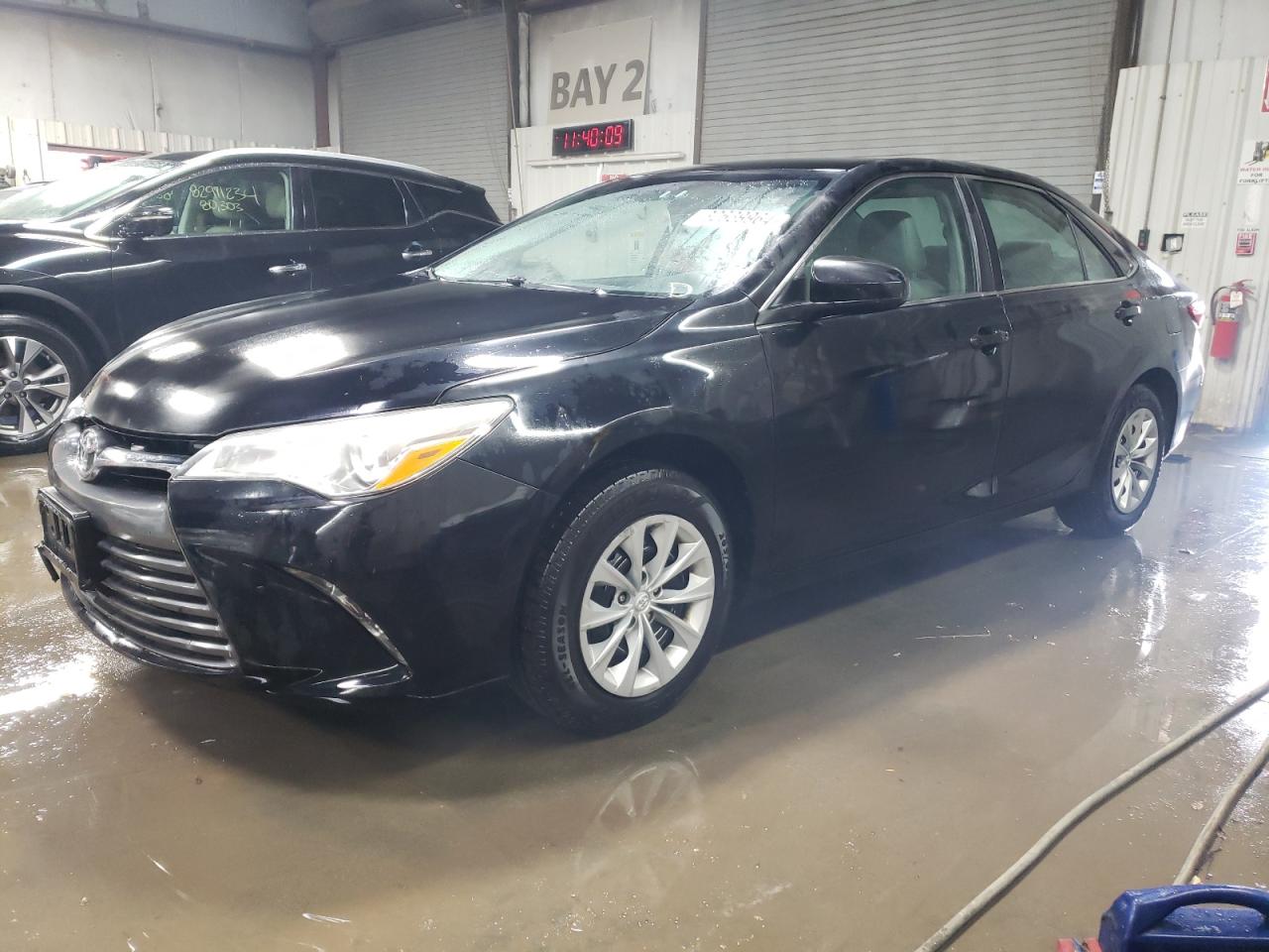 VIN 4T4BF1FK9FR512185 2015 TOYOTA CAMRY no.1