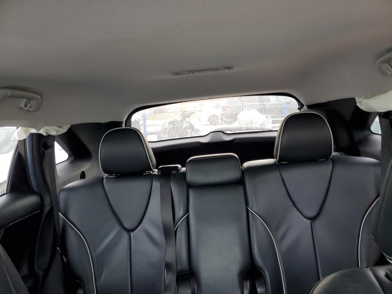 2014 Toyota Venza - Image 10