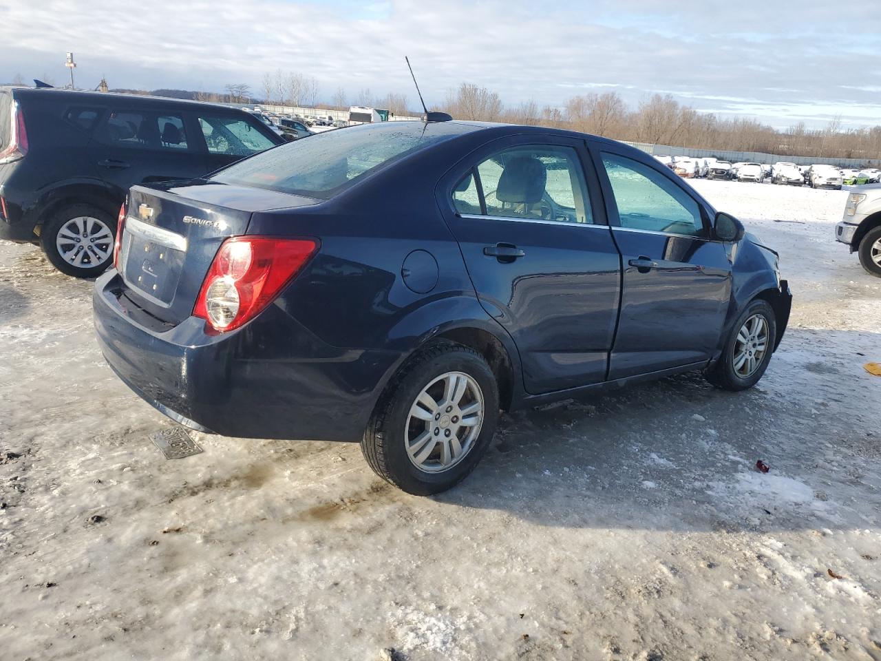 VIN 1G1JC5SH4G4134582 2016 CHEVROLET SONIC no.3