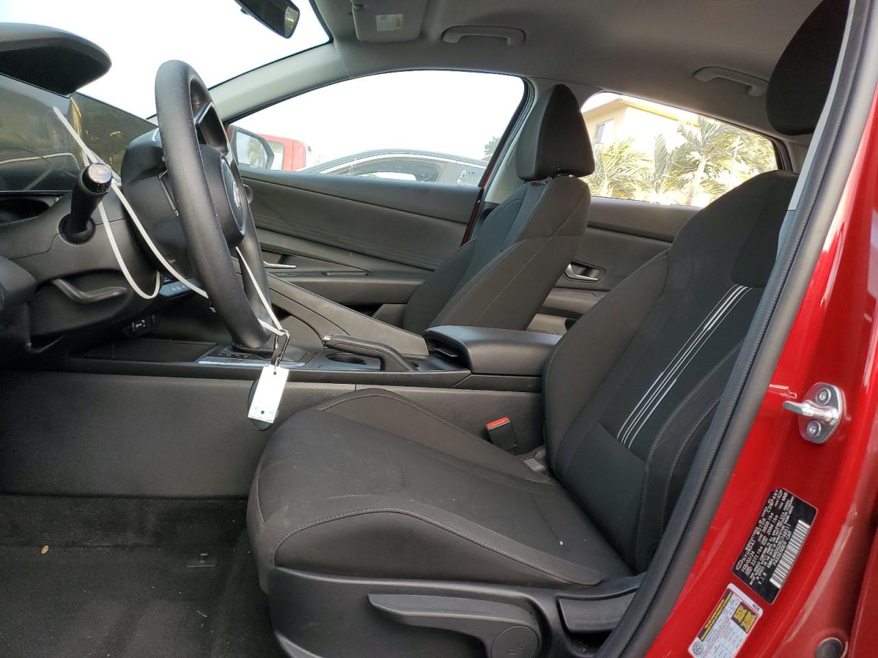 2024 Hyundai Elantra - Image 7