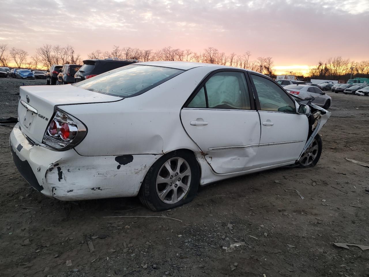 2005 Toyota Camry - Image 3