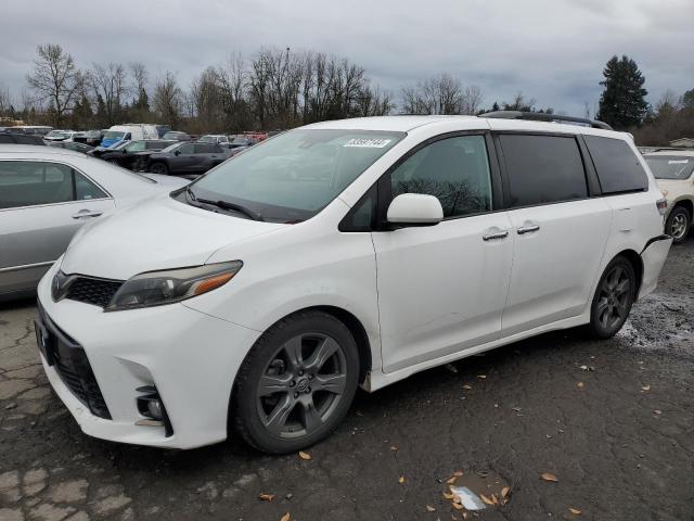 2019 Toyota Sienna Se