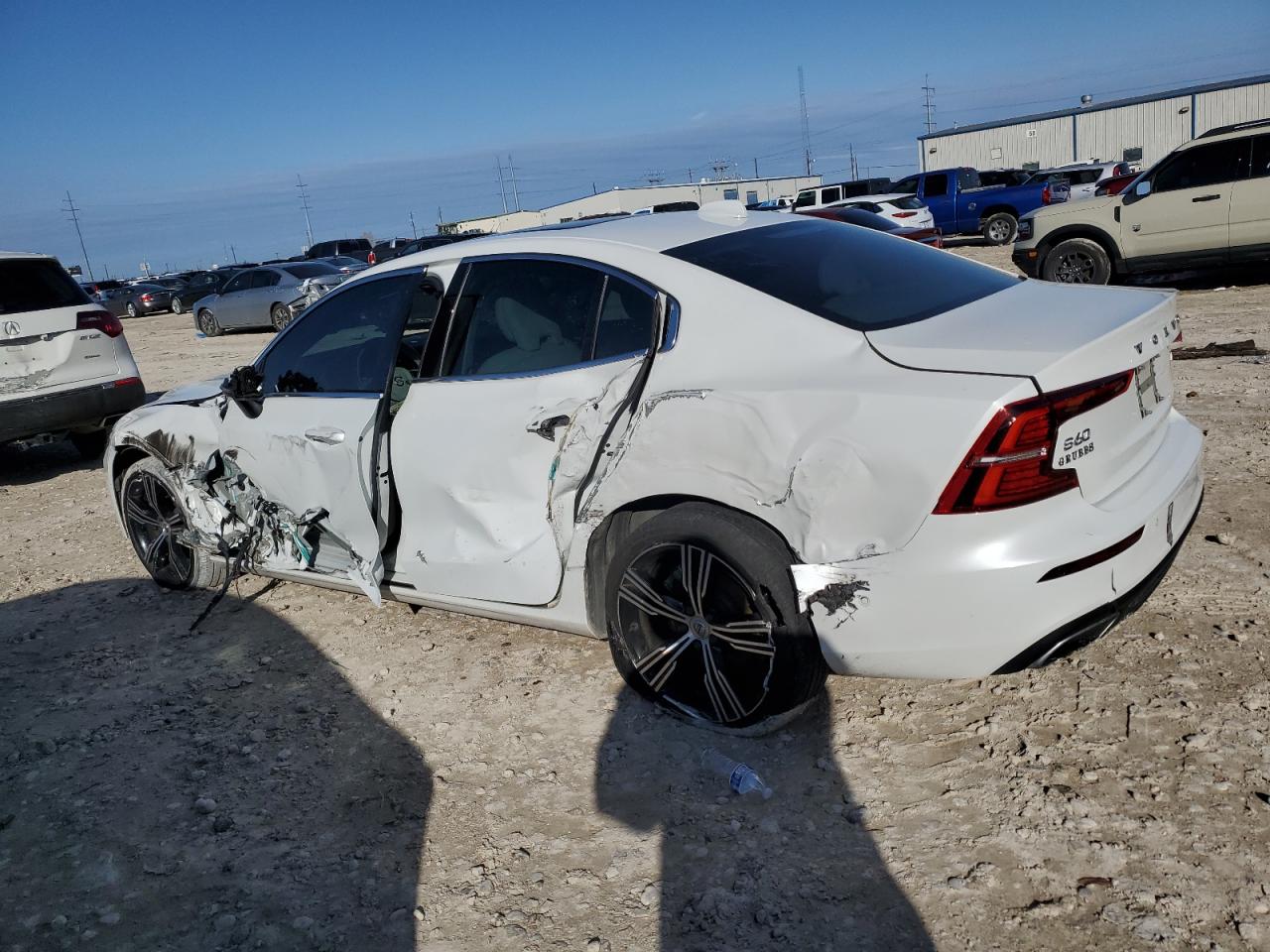 2022 Volvo S60 - Image 2