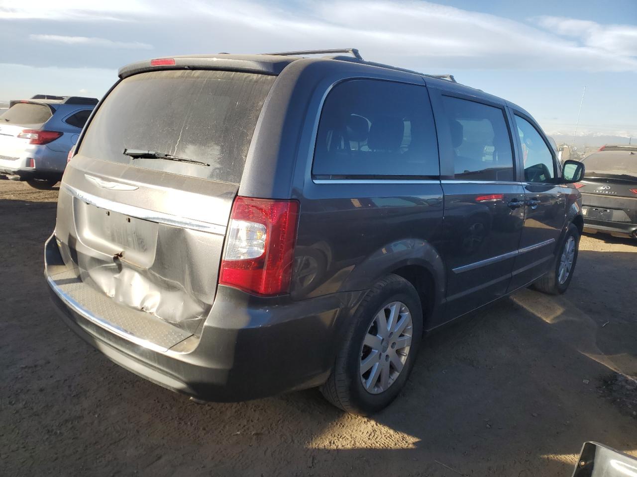 VIN 2C4RC1BG4FR577434 2015 CHRYSLER MINIVAN no.3