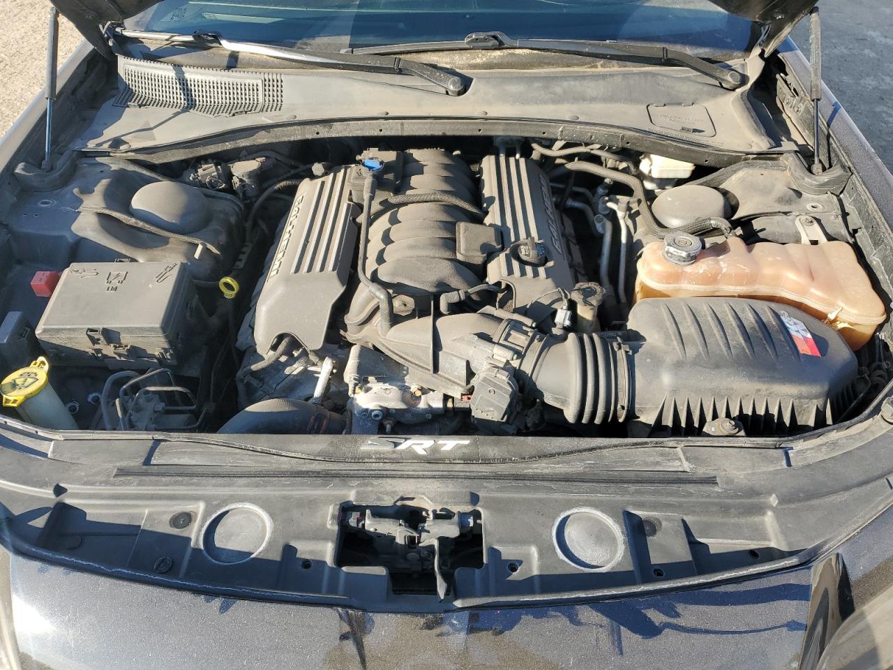 2013 Chrysler 300 - Image 11