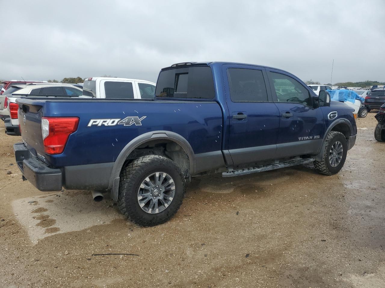 2016 Nissan Titan - Image 3