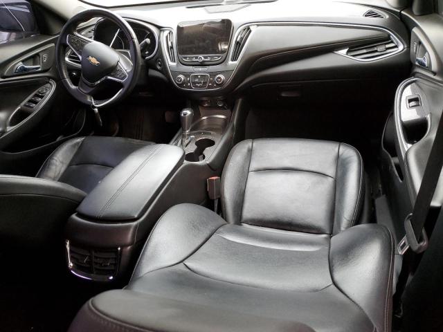 Sedans CHEVROLET MALIBU 2017 Biały