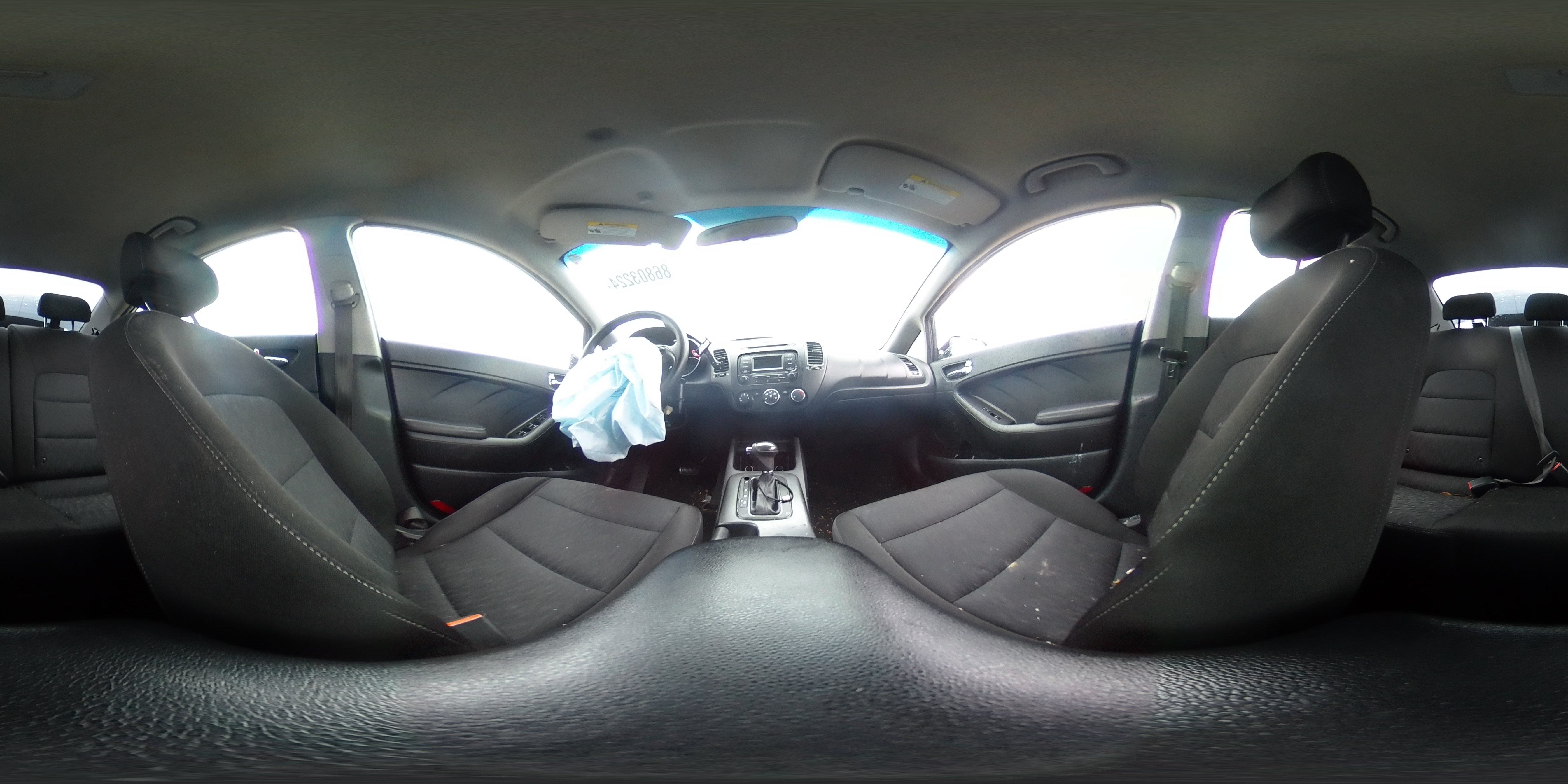 2016 Kia Forte - Image 13