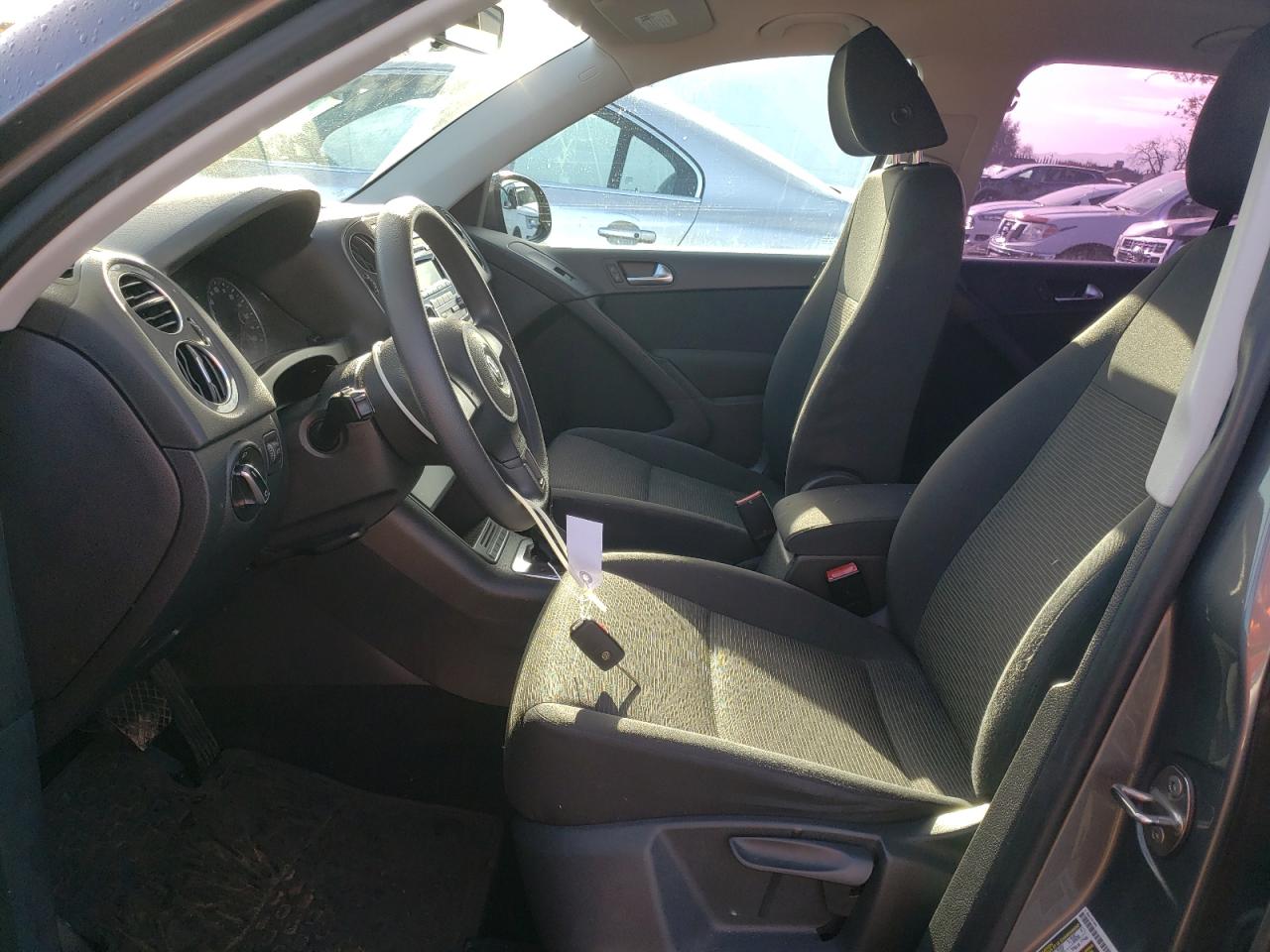 2012 Volkswagen Tiguan S VIN: WVGAV7AX7CW002660 Lot: 86016034