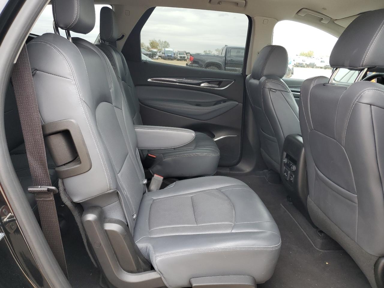 2018 Buick Enclave - Image 11