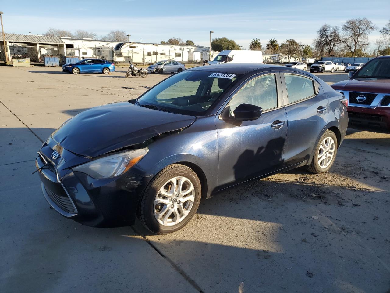 VIN 3MYDLBYV4HY189324 2017 TOYOTA YARIS no.1