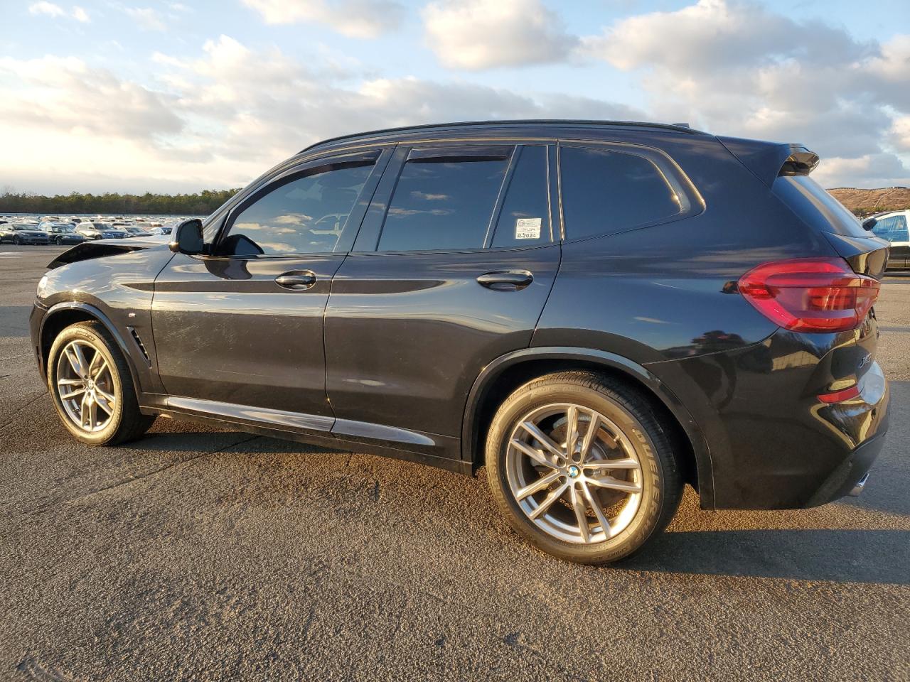 VIN 5UXTR9C52KLE16231 2019 BMW X3 no.2