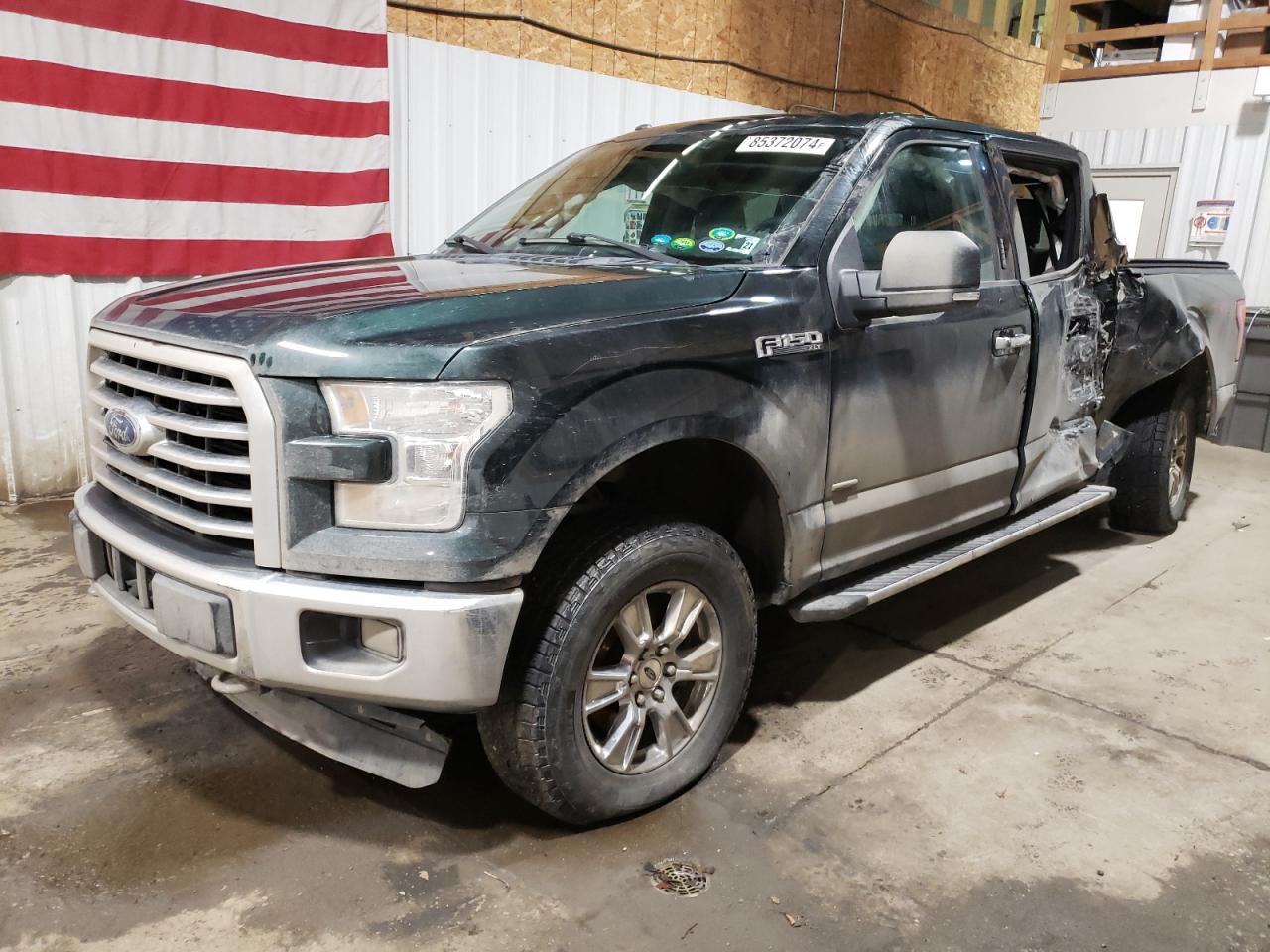 VIN 1FTEW1EP2GFA70901 2016 FORD F-150 no.1