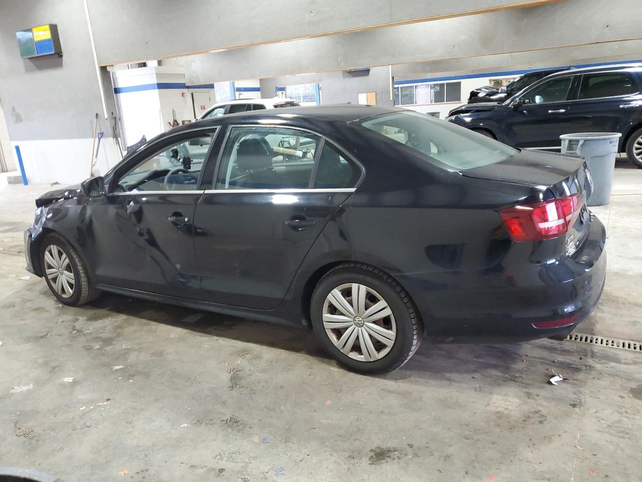 2017 Volkswagen Jetta - Image 2