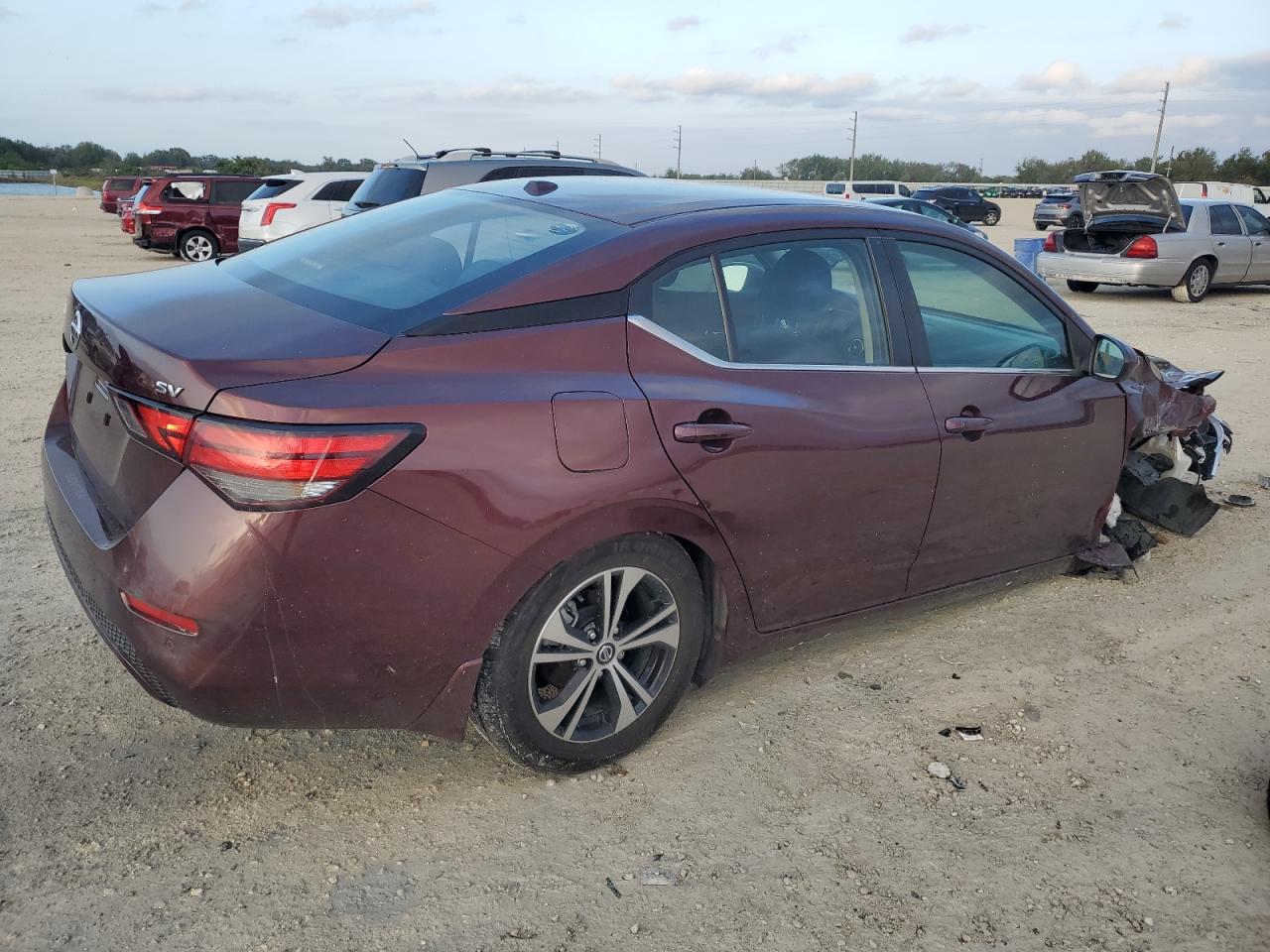 2021 Nissan Sentra - Image 3