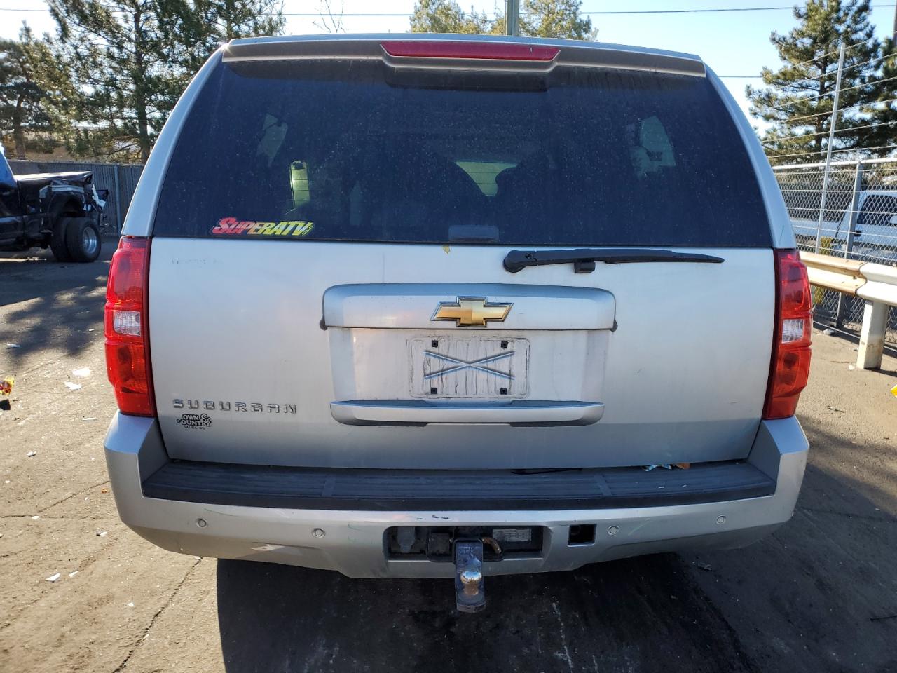 2011 Chevrolet Suburban - Image 6