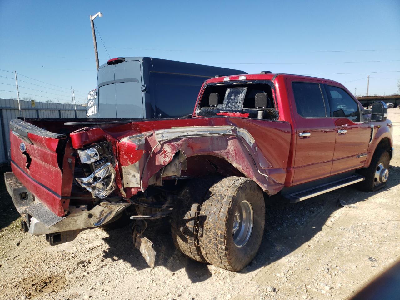 2022 Ford F350 - Image 3