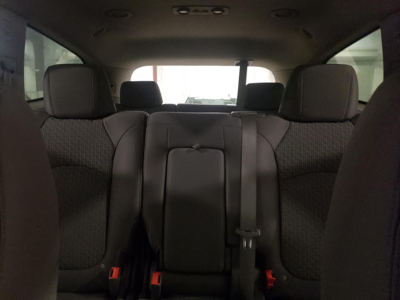 2010 Chevrolet Traverse - Image 10