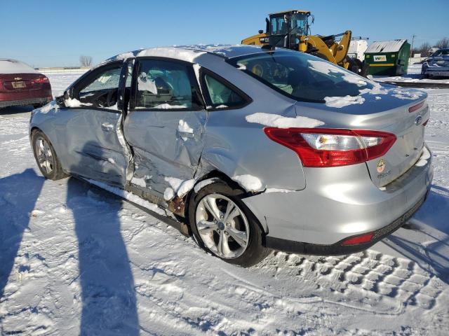 Sedans FORD FOCUS 2013 Srebrny