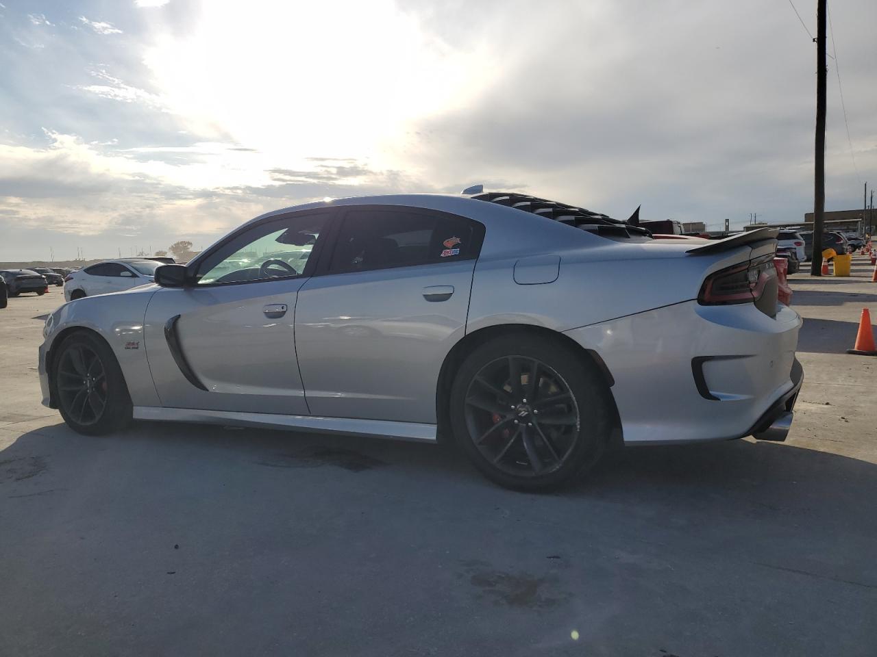 2019 Dodge Charger - Image 2