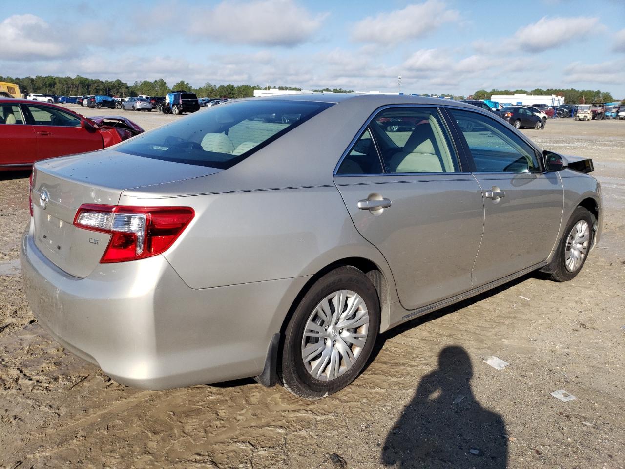 VIN 4T1BF1FK2DU713773 2013 TOYOTA CAMRY no.3