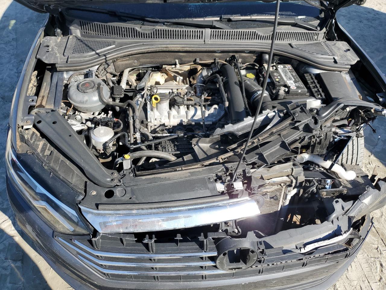 2021 Volkswagen Jetta - Image 11