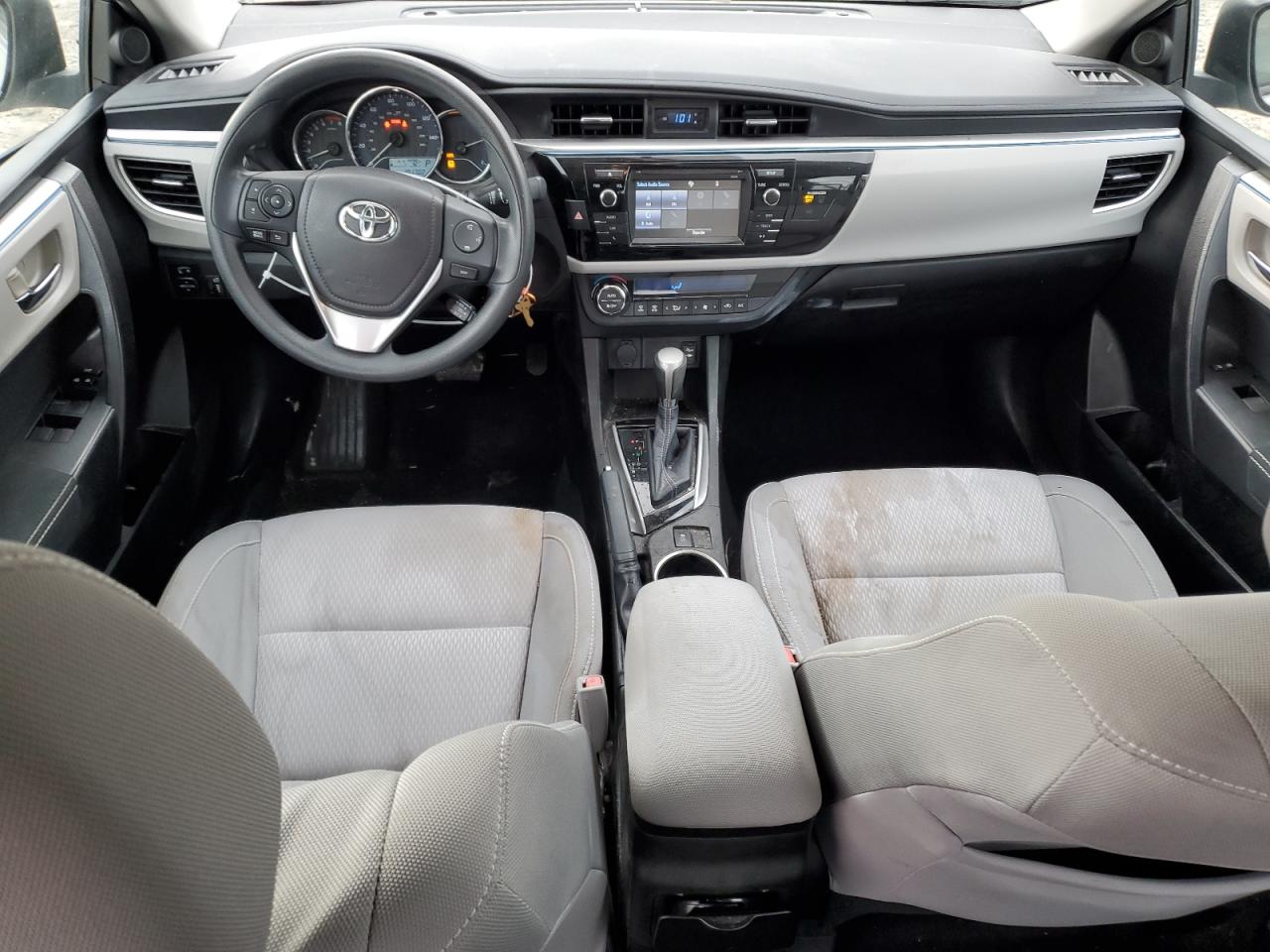 VIN 5YFBURHE8FP222415 2015 TOYOTA COROLLA no.8