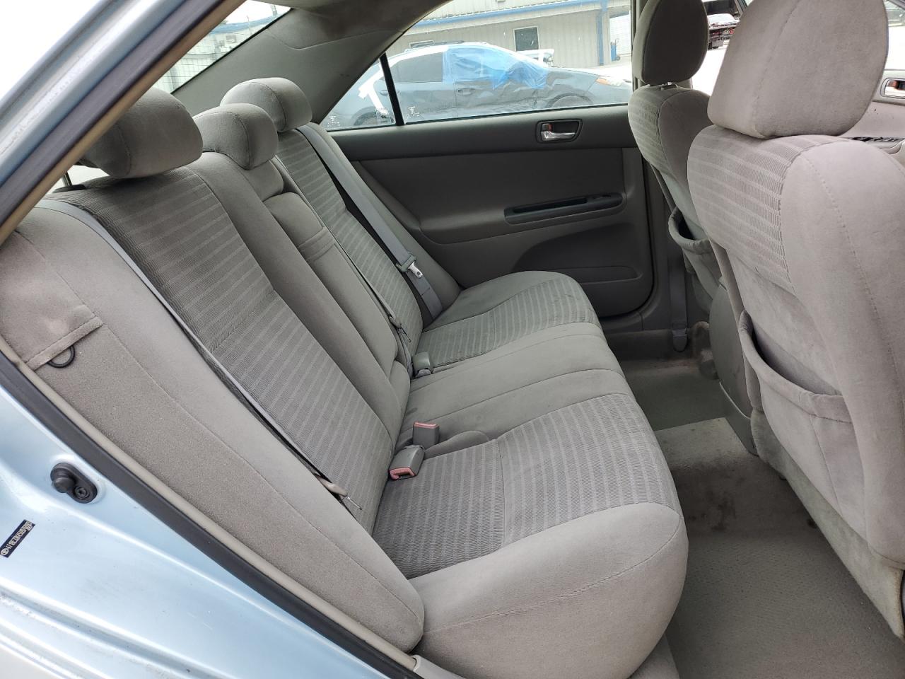2005 Toyota Camry - Image 10