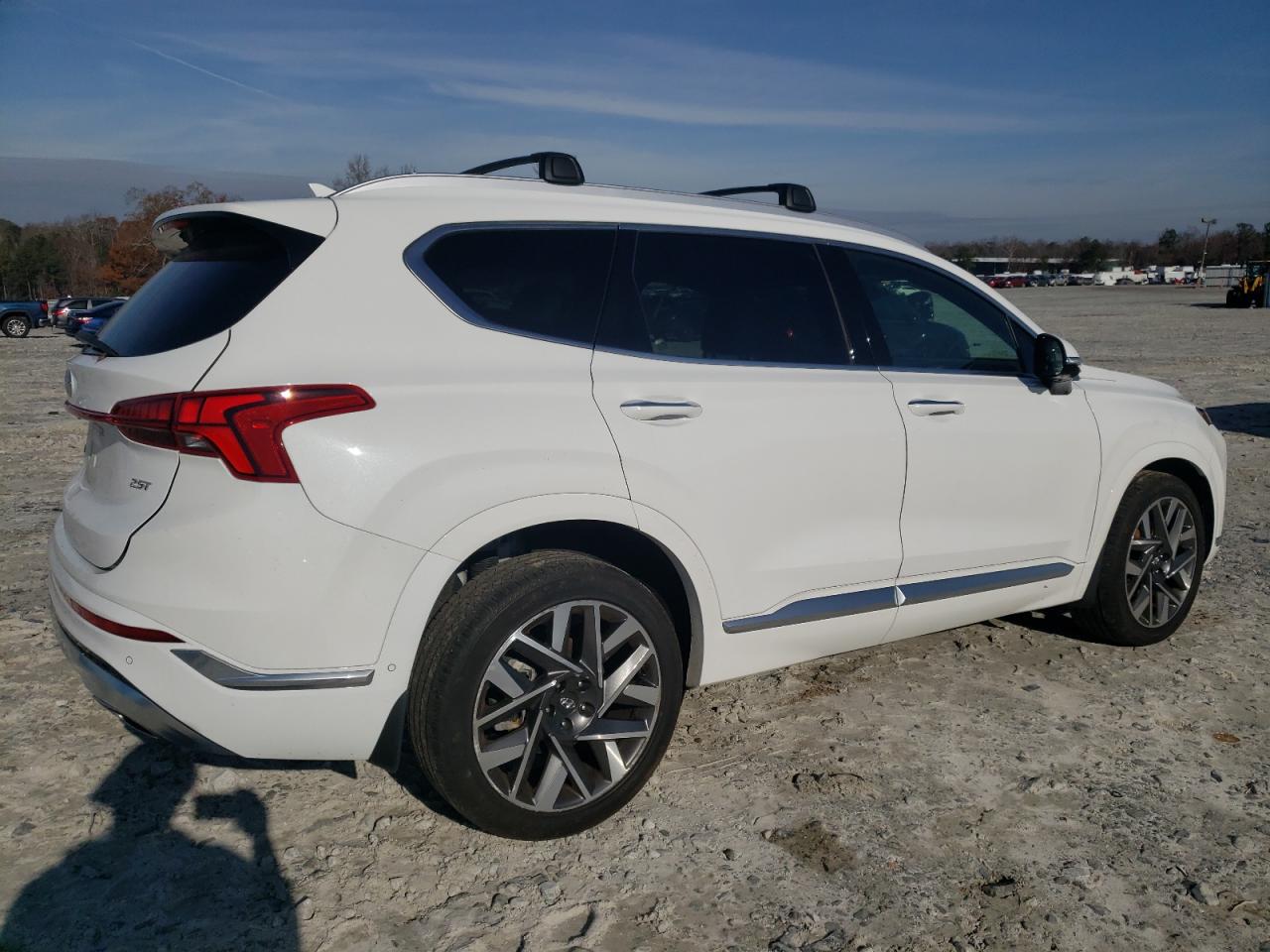 2023 Hyundai Santa Fe - Image 3
