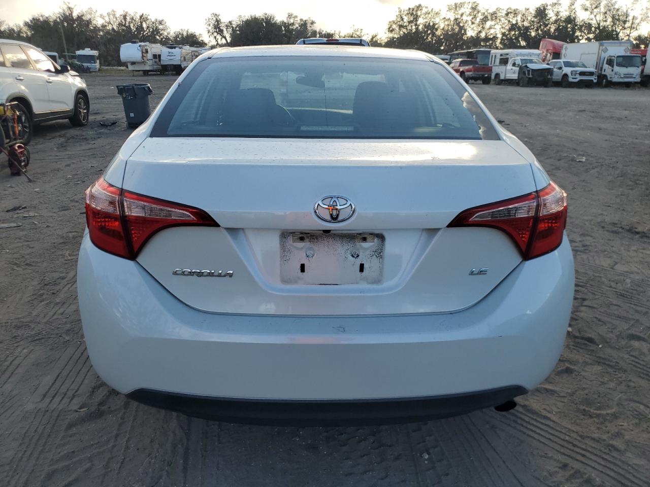 VIN 5YFBURHE1HP691381 2017 TOYOTA COROLLA no.6