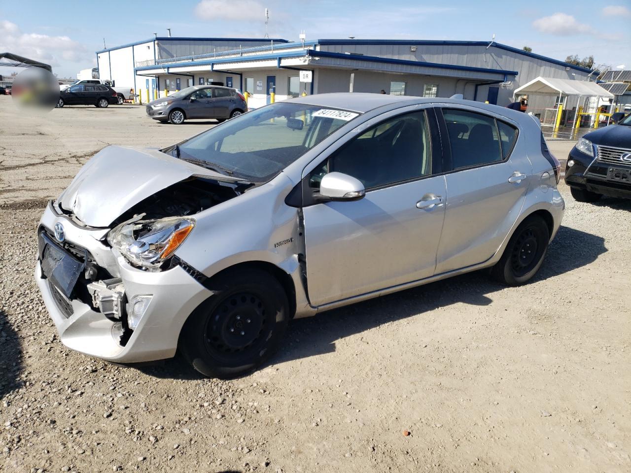 2016 TOYOTA PRIUS