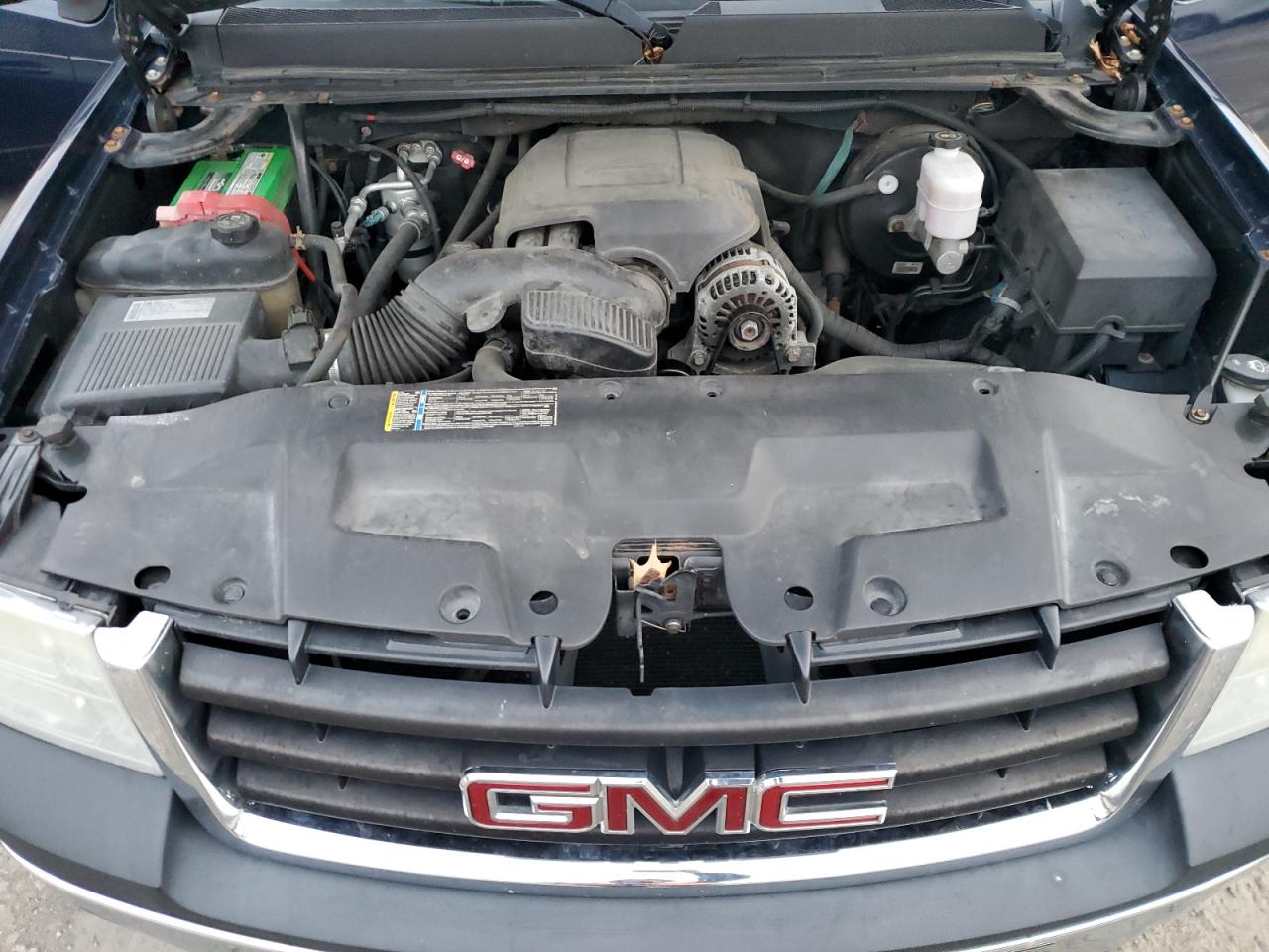 2009 GMC Sierra - Image 11