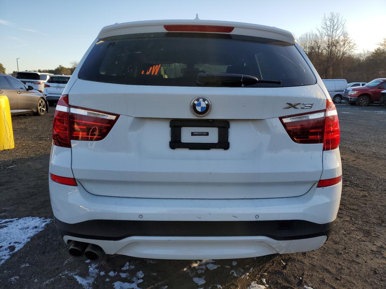 VIN 5UXWX9C30H0T16346 2017 BMW X3 no.6