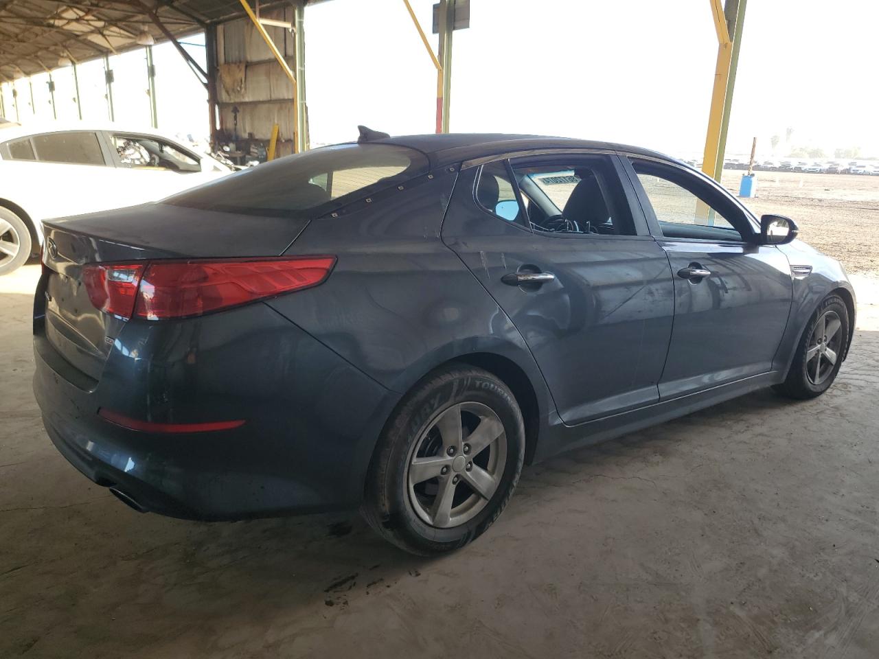 VIN KNAGM4A77F5640334 2015 KIA OPTIMA no.3