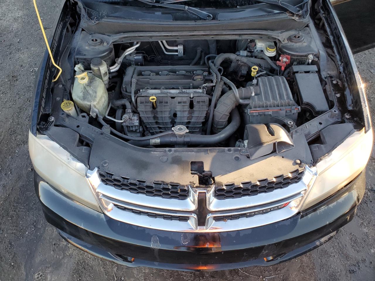 2013 Dodge Avenger - Image 11