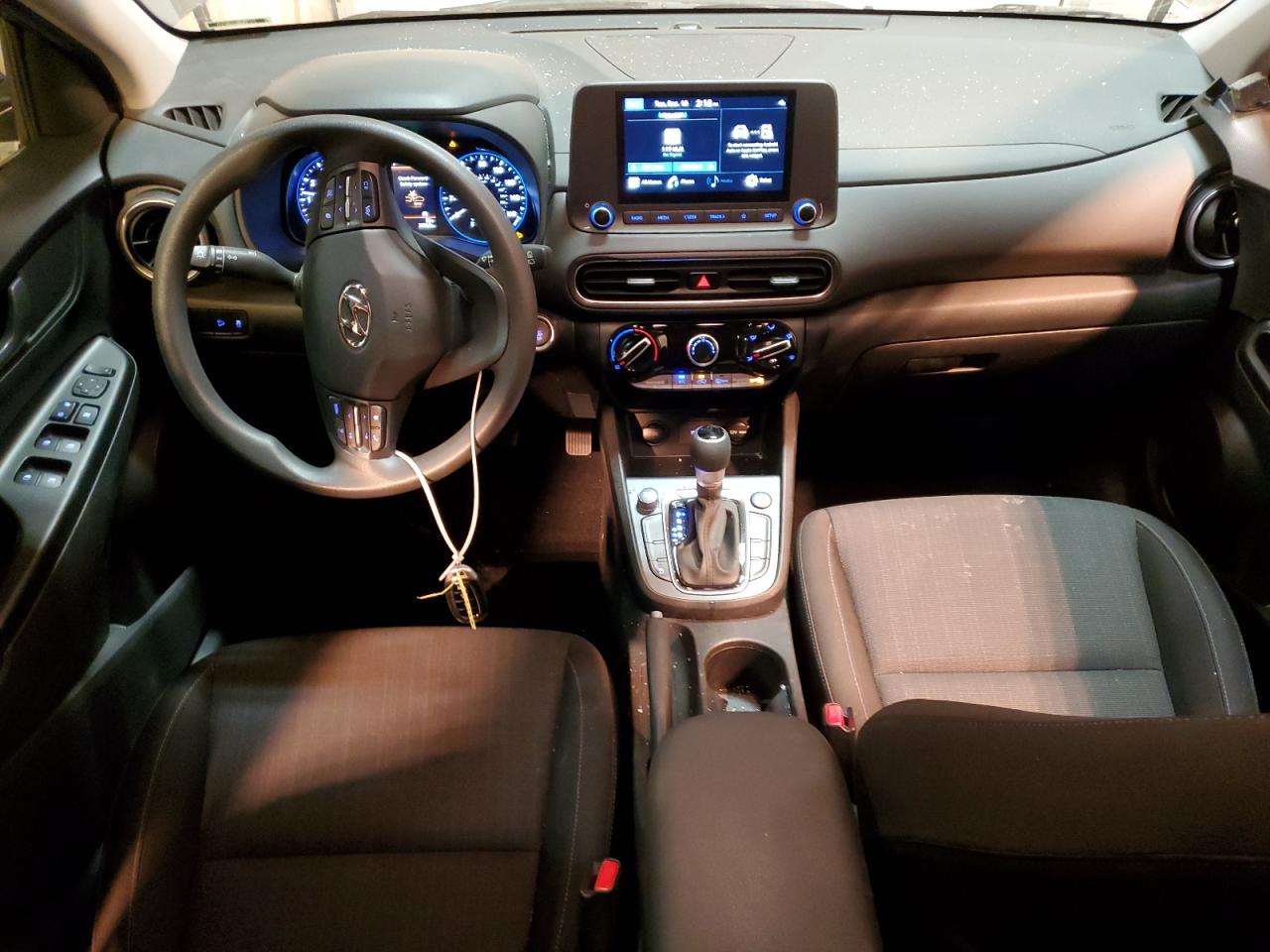 2023 Hyundai Kona - Image 8