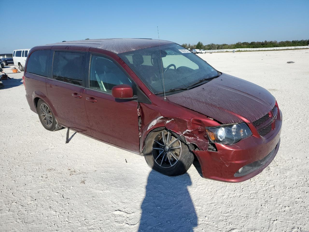 VIN 2C4RDGEG7KR616331 2019 DODGE CARAVAN no.4