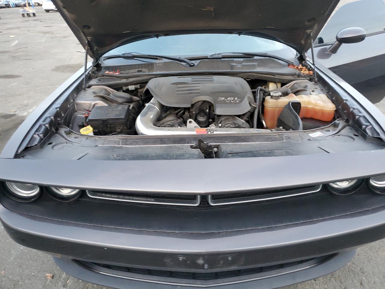 2016 Dodge Challenger - Image 11