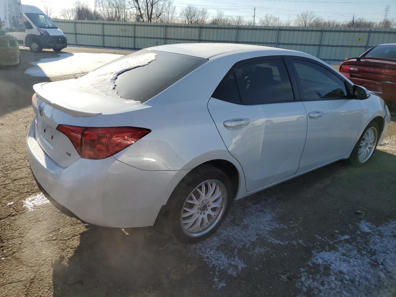 VIN 5YFBURHEXHP730601 2017 TOYOTA COROLLA no.3