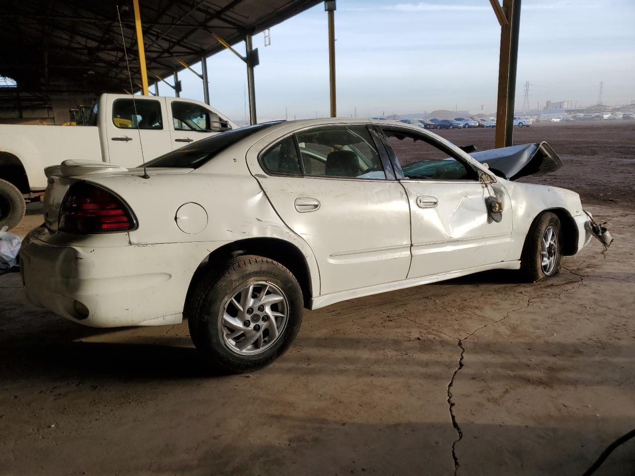 2004 Pontiac Grand AM - Image 3