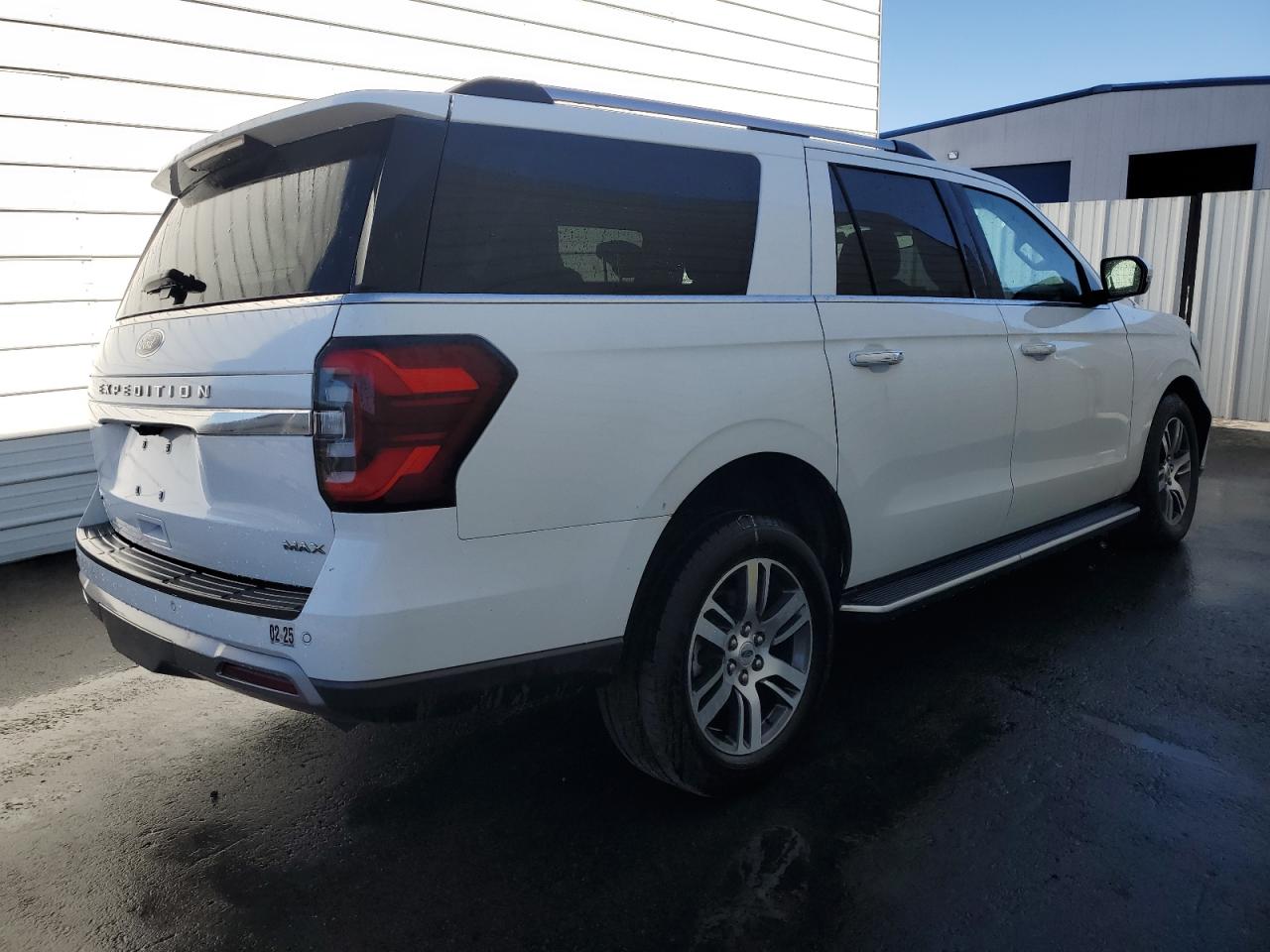 2022 Ford Expedition - Image 3