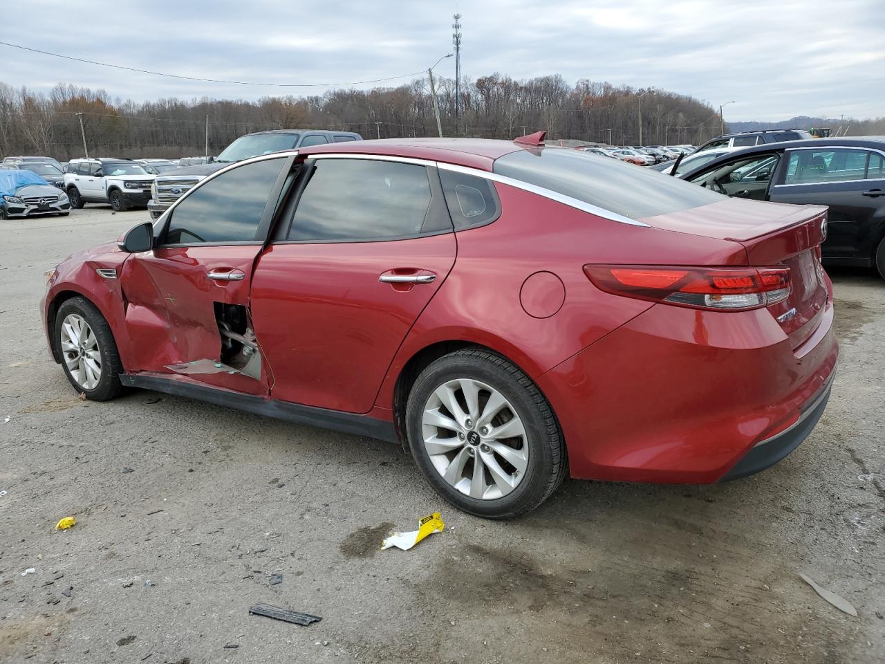 2018 Kia Optima - Image 2