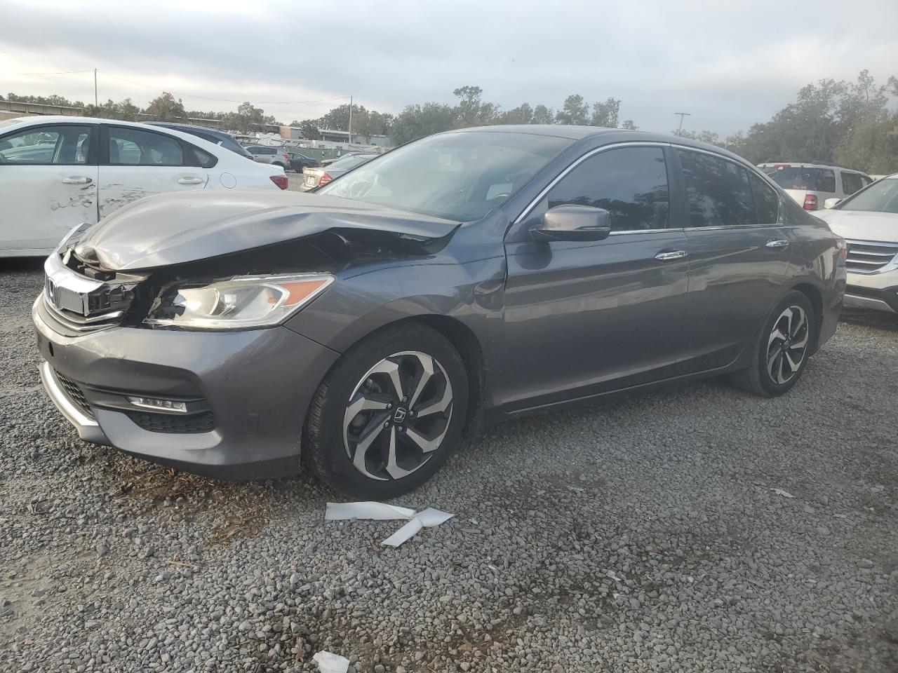 VIN 1HGCR2F9XGA160526 2016 HONDA ACCORD no.1