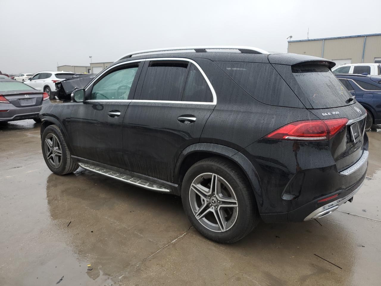 2020 Mercedes-Benz GLE - Image 2