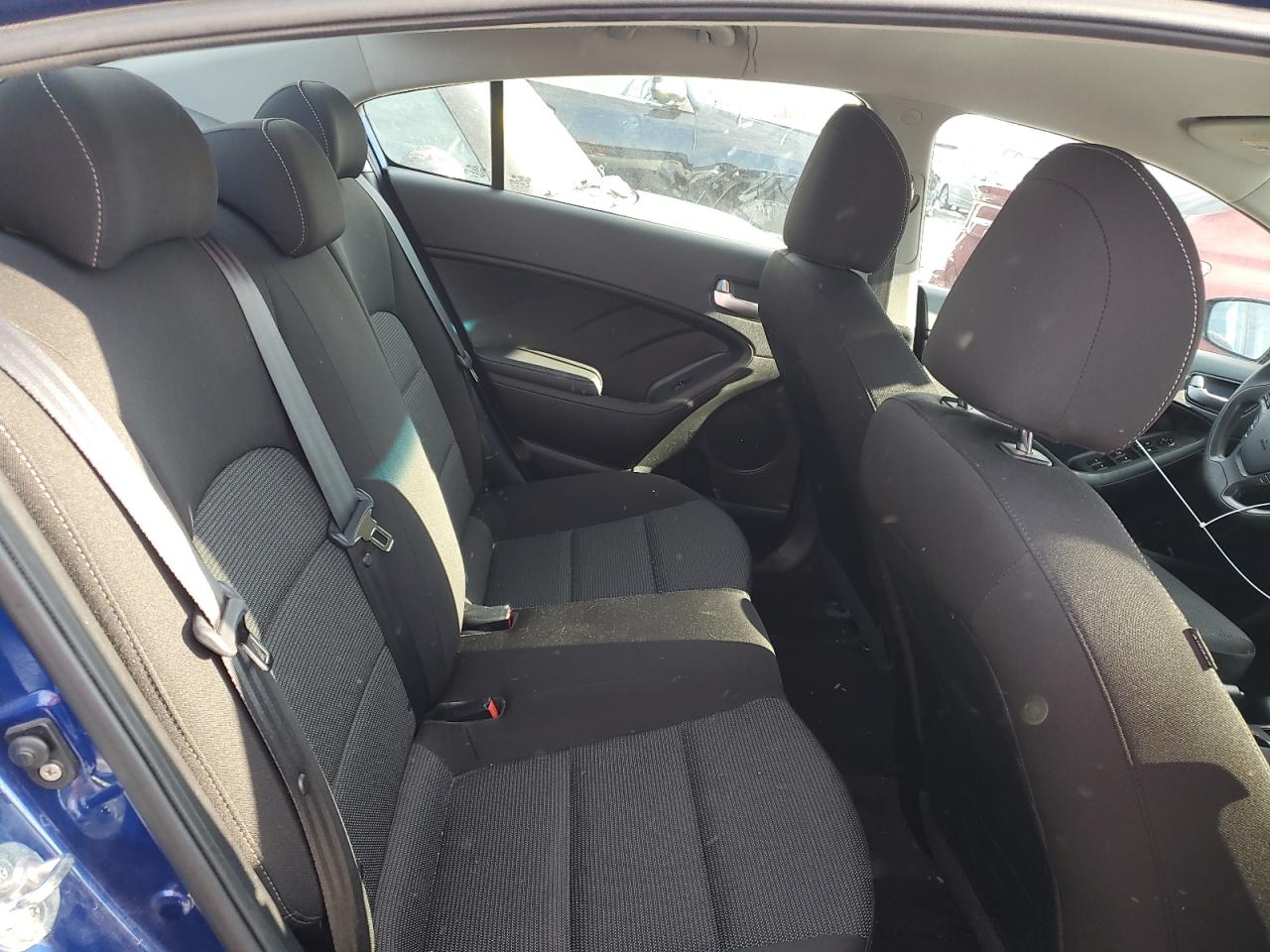 2018 Kia Forte - Image 10