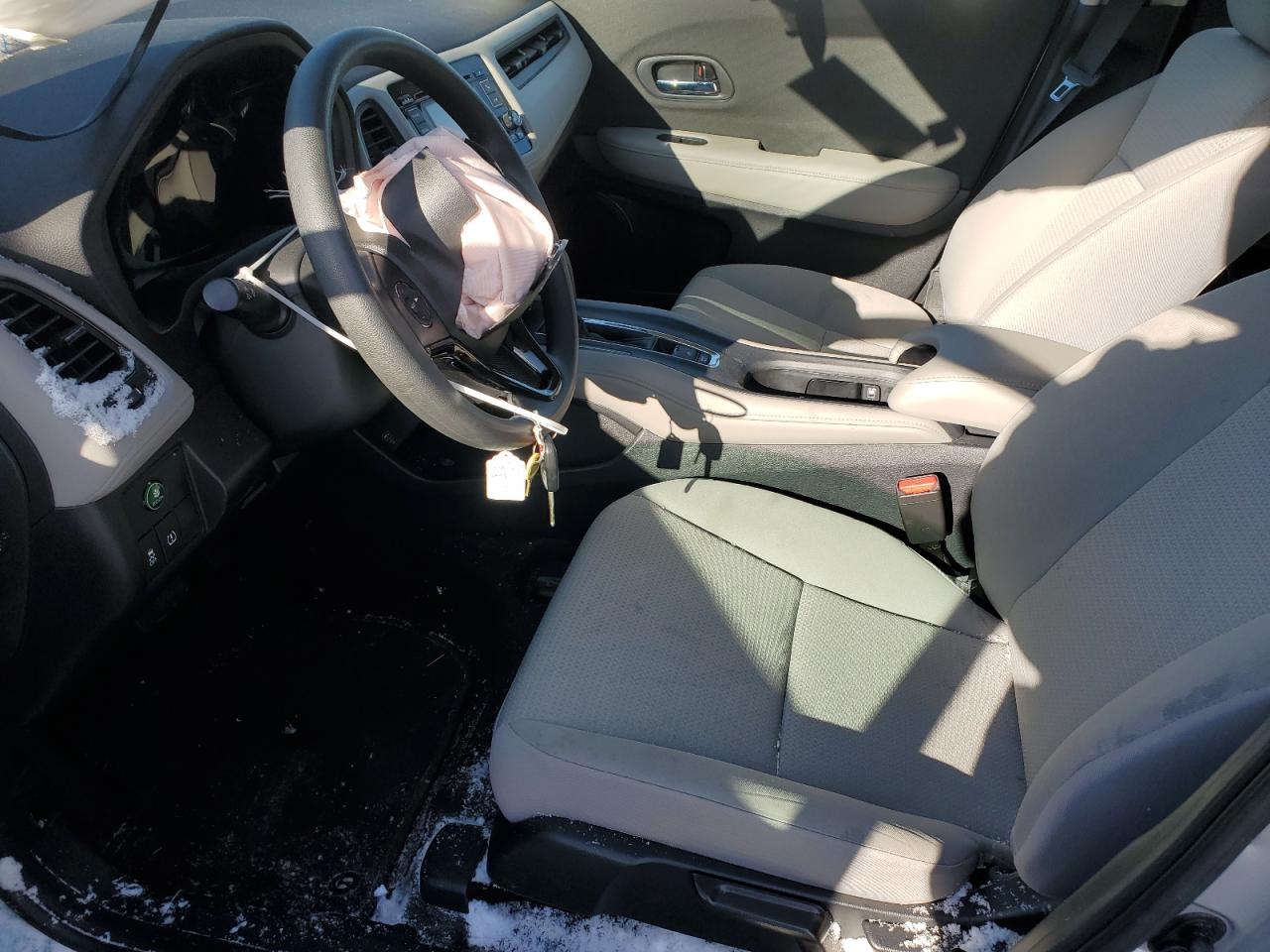 2020 Honda Hr-V Lx VIN: 3CZRU6H3XLM724528 Lot: 84386294